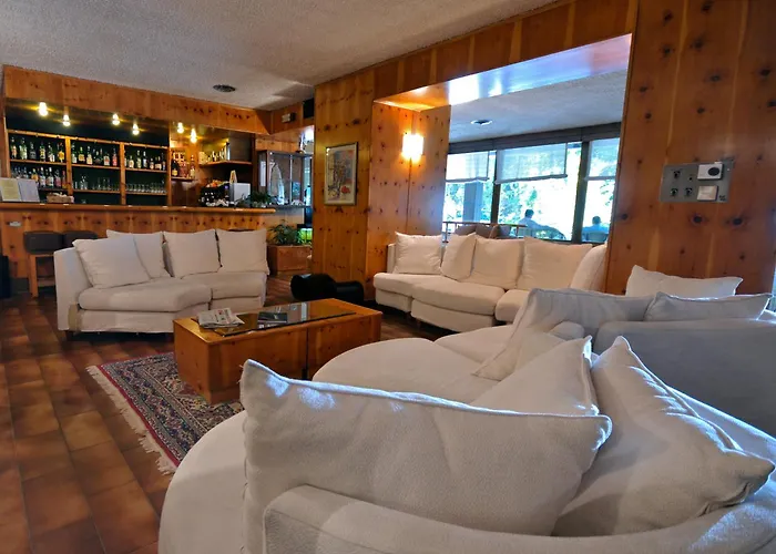 Готель Nazionale Борміо