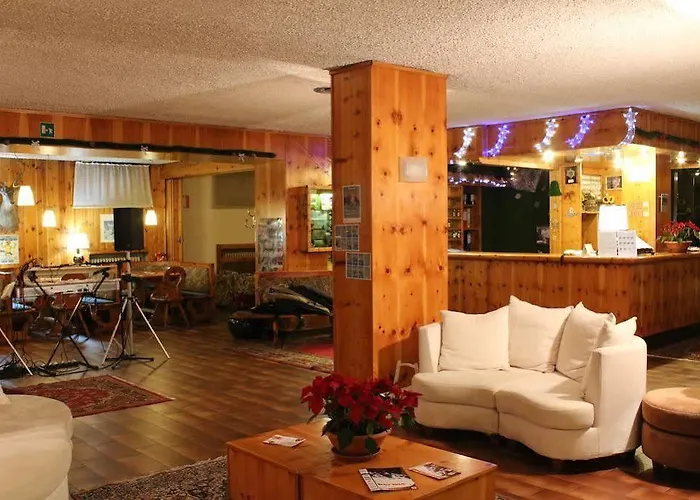 Nazionale Готель Борміо